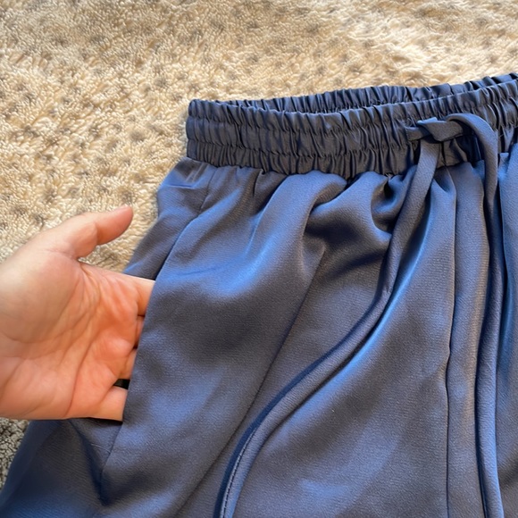 LightCodes Wide Leg Draw String Pants - Picture 10 of 11